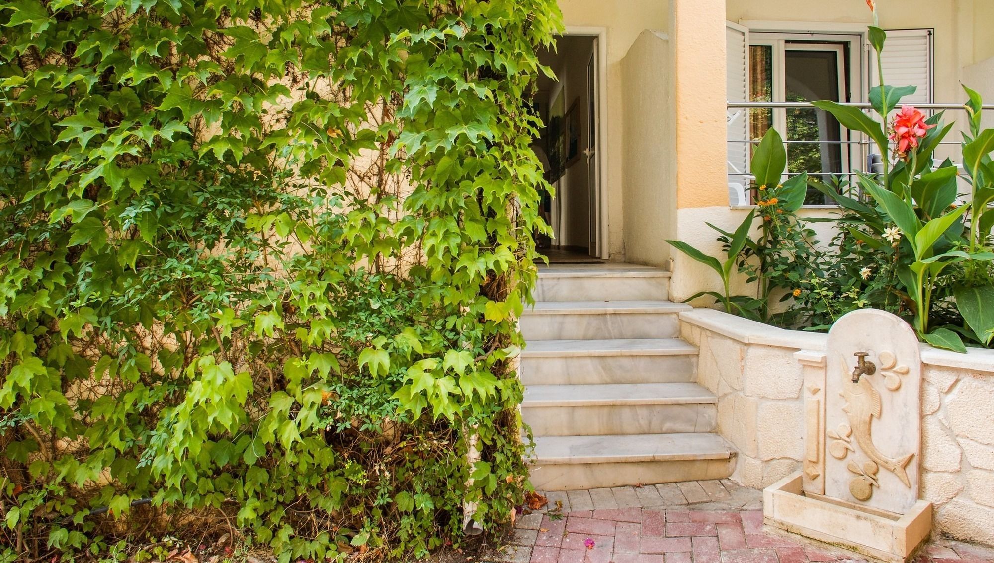 Xenios Loutra Village Beach Hotel Agia Paraskevi  Exterior photo